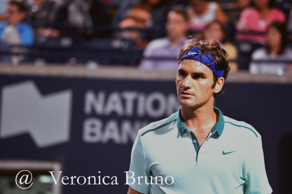VBrunoStories's tweet photo. At the Brenton Hotel this past week I got to showcase some of my fav #photos including this profile of #RogerFederer which I call “Genius at Play.” If interested, DM me.
#RogerFedererphoto #photoart #artphotographer #sportsphotographer #artforsale #RIphotographer 🎾 https://t.co/FwjvY51klU