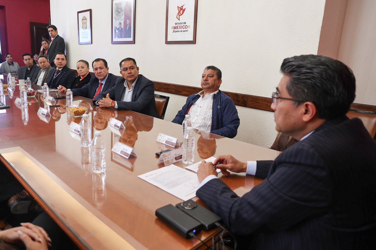 CJ_Edomex's tweet photo. Firmamos convenios con siete ayuntamientos para fortalecer las verificaciones administrativas y dar certeza a las personas propietarias de negocios y a quienes utilizan sus servicios. (1)

#ElPoderDeServir https://t.co/UEVT6BY2V2