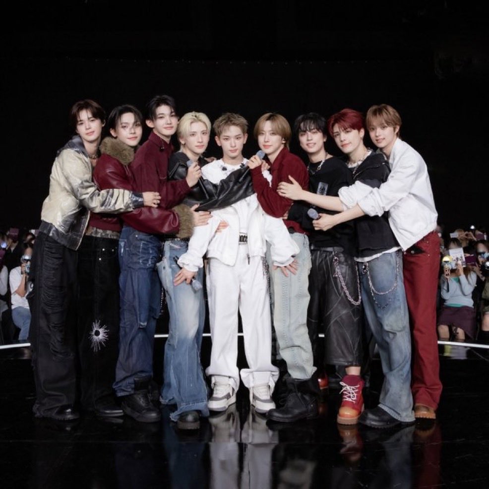 fms_1010's tweet photo. 10/19
今日もルネ頑張りましょう🥹
1リツイートが1票になります🥰

#2026MAMAVOTE  #andTEAM
#앤팀 #2026MAMA https://t.co/SXgbohK4oq