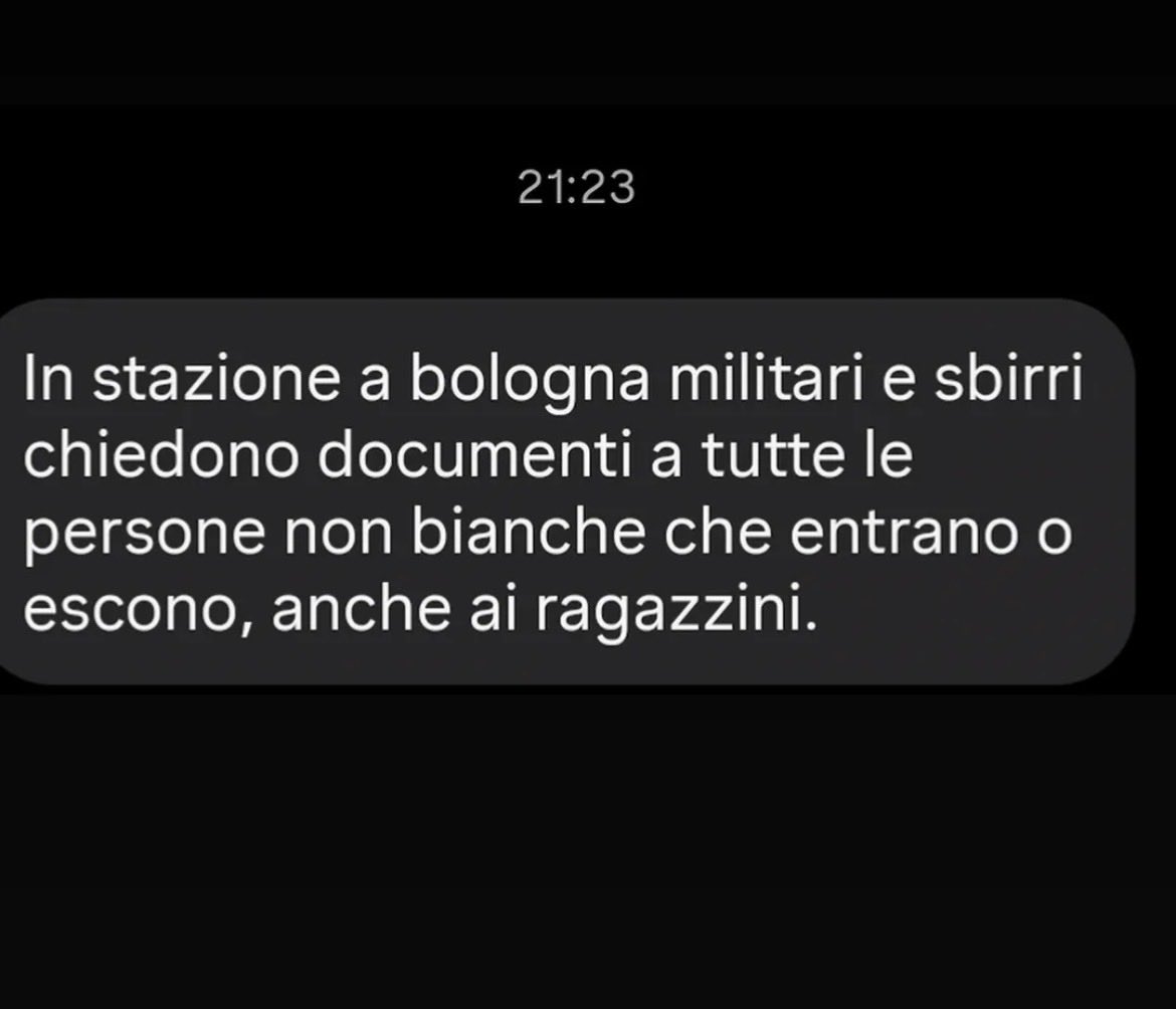 Ely_Vally's tweet photo. Queste alcune testimonianze di chi sta provando a denunciare la violenza ingiustificata della polizia. L’Italia è uno stato di polizia senza più diritti. É storia https://t.co/9eO9Egs9nc