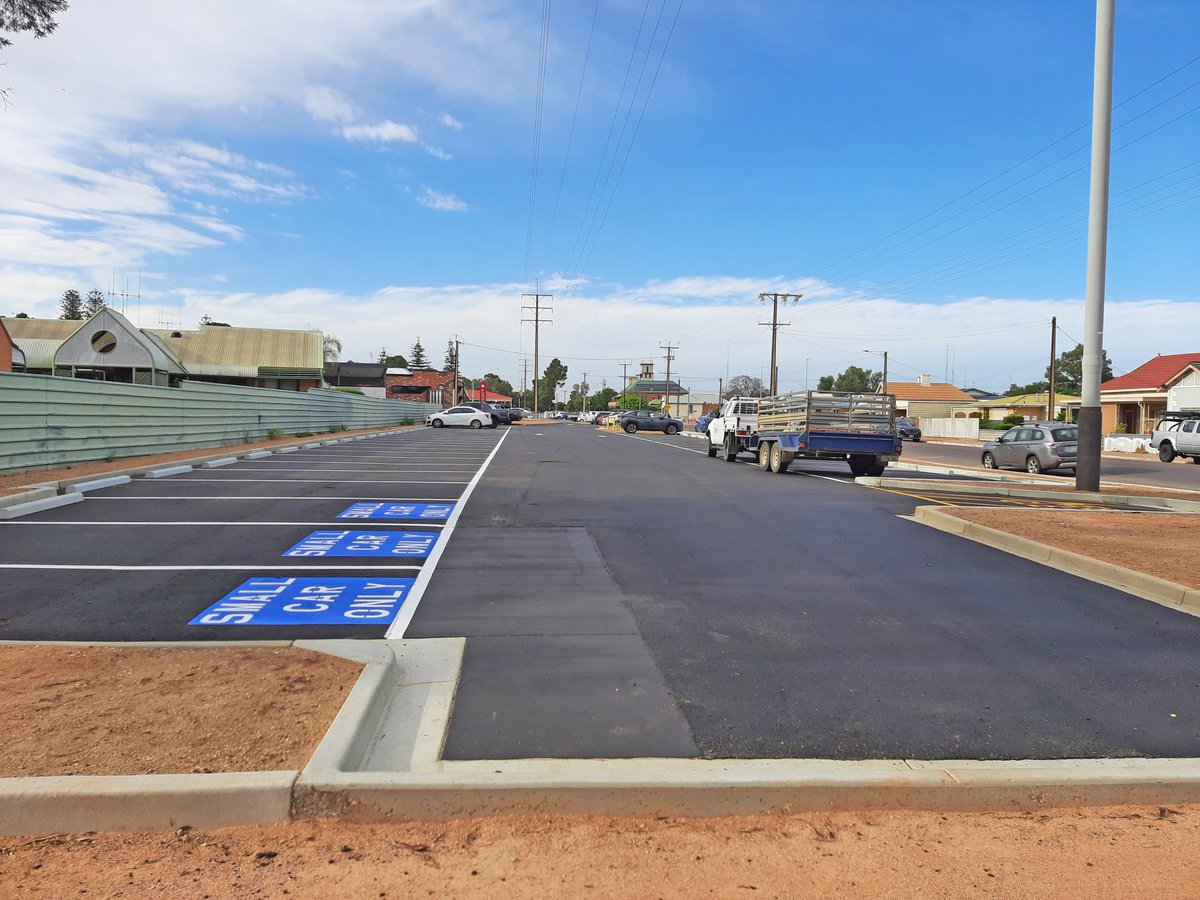 PPRCSA's tweet photo. 🚗 New Hospital Carpark Now Open 🚗

The newly developed carpark area on the corner of David St/The Terrace, adjacent to the Port Pirie Hospital, is now complete and open for use.

This extra parking will help improve access and convenience for patients, visitors &amp; staff. https://t.co/Pc633h97J1