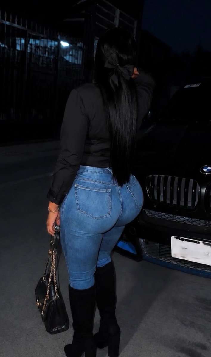 tr4galech3's tweet photo. ufff otro culote natural https://t.co/rJiLBZ6fBr