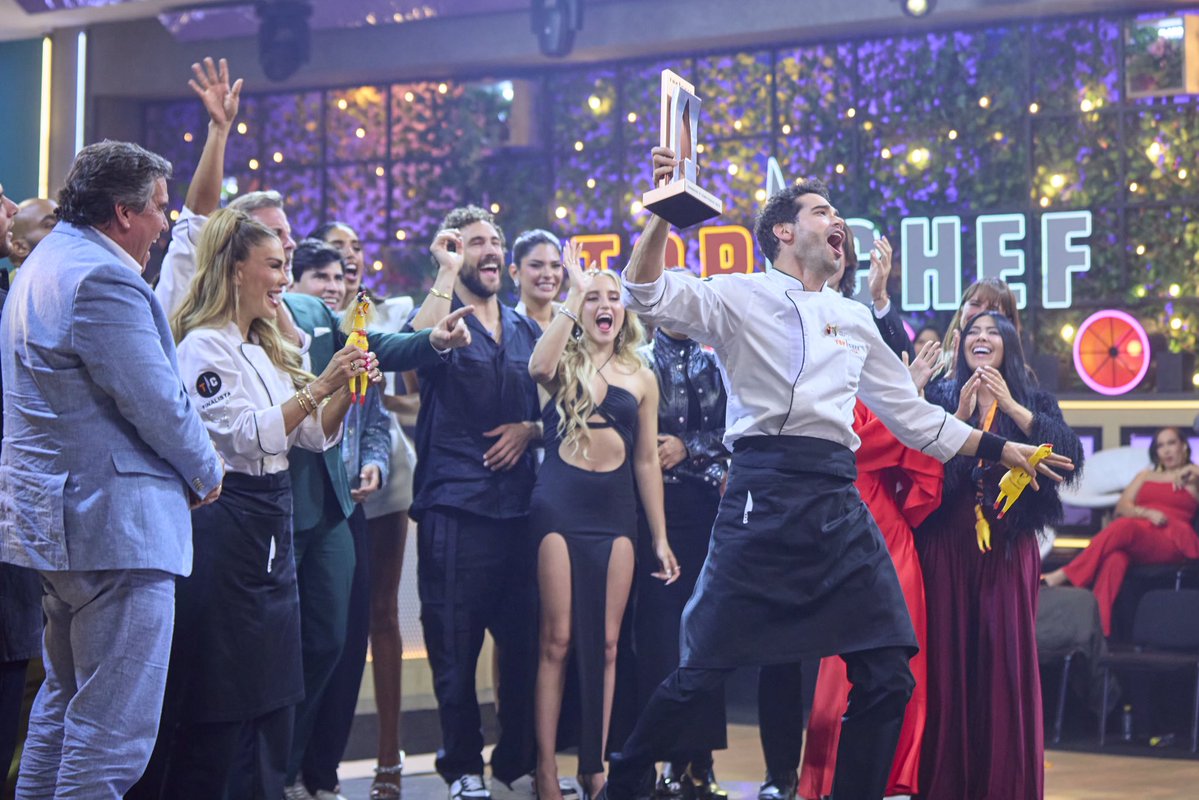 GutyCarreraT's tweet photo. GANAMOS!!!! 🏆🔥🇵🇪  Si se pudo!!! @TLMDRealities 
⬇️⬇️⬇️⬇️⬇️⬇️⬇️
https://t.co/SiD6NY1cfc https://t.co/swTIgJrbSa