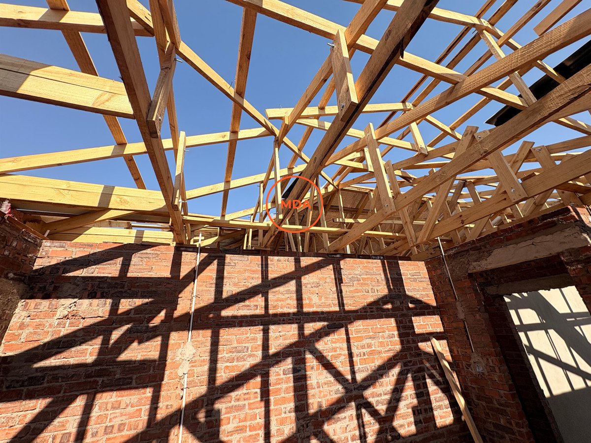 VizoletK's tweet photo. Snippets from our current Nyeredzi Ridge Residential Build
โ
For all your property development & landscaping projects your ONE STOP contractor is right here
โ๏ธ๐ฌ + 263 784 019 160
#PropertyDevelopment #landscaping https://t.co/zRGRj1AKO7