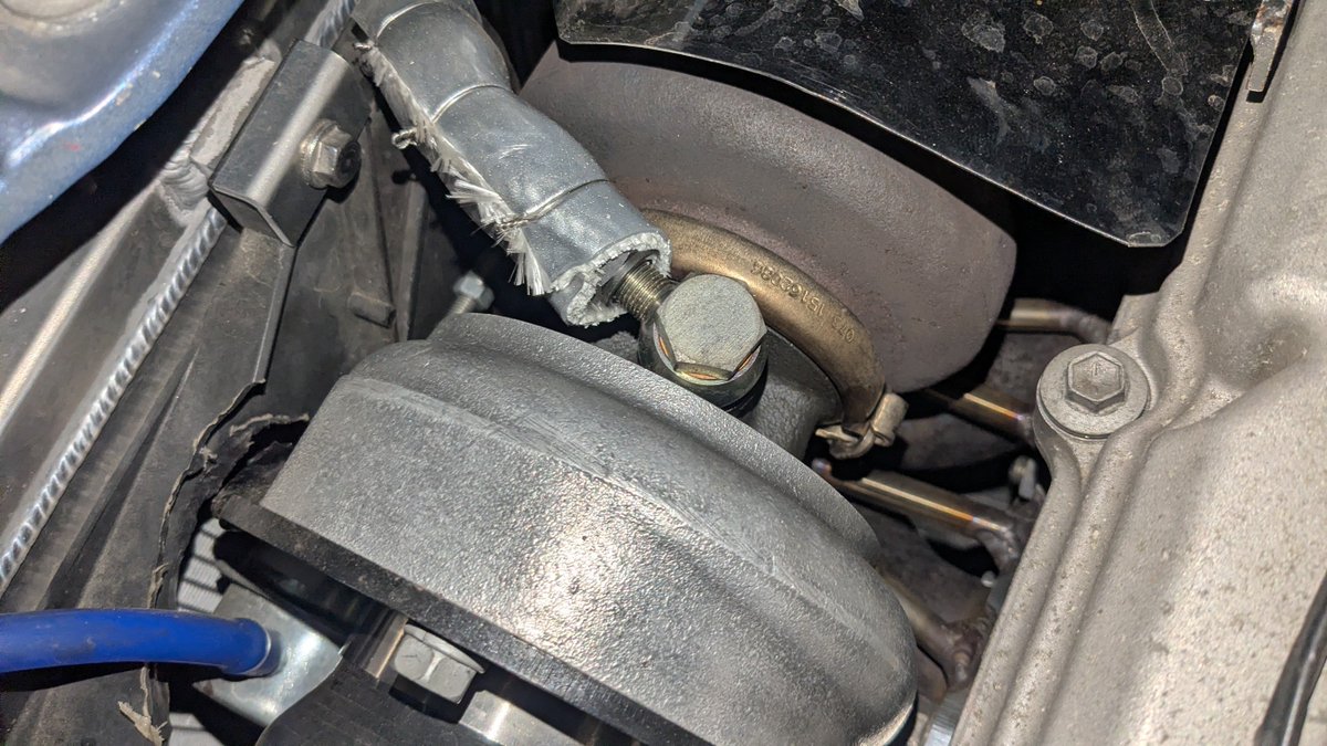 0iRxBSWgHjb4Wd3's tweet photo. ヤンマーディーゼルのターボ改…面白過ぎて寝る間無くなって体調子悪くなってw 寝たら直った。550のノズル全噴で昔の単純計算で550÷0.66で360馬力…少なく見積もっても330は固い所かな…。苦労の甲斐あってブーストのフラフラも直ったよw https://t.co/Lhm2TX1UPx