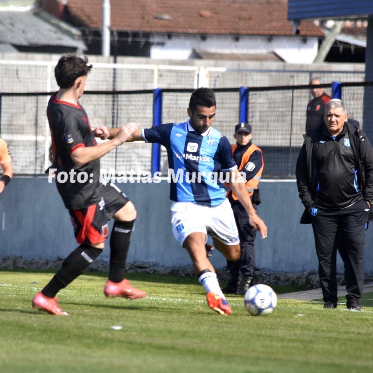FutbolPalo's tweet photo. #BNacional - Fecha 34
#SanTelmo 0-0 #DefensoresDeBelgrano
📸 @MatiasMurquiaPH https://t.co/TMg7LeCORp