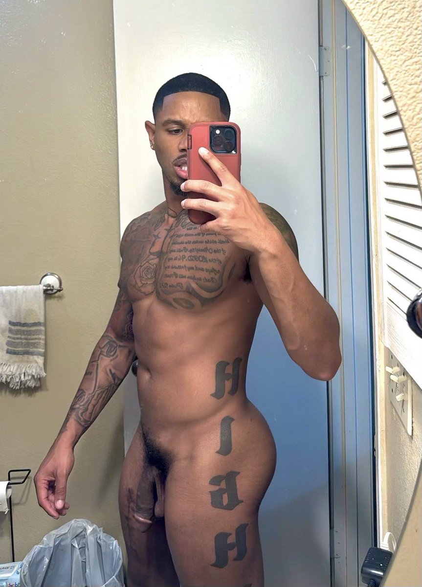 HotboiReeko's tweet photo. can I cum over? https://t.co/hp7LAMQyFu