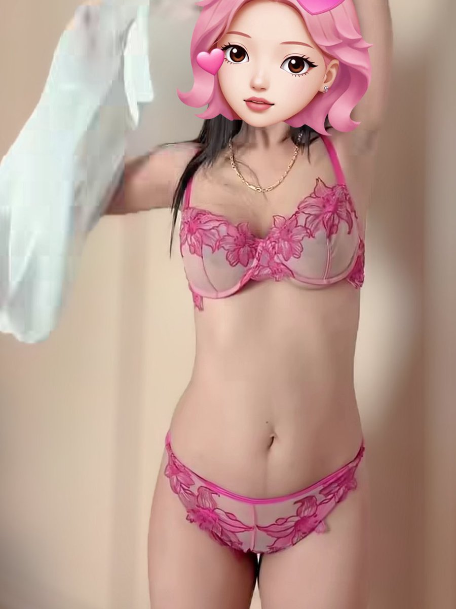 Keaibabyy's tweet photo. 偷拍下媳妇早上换衣服上班！ https://t.co/NL94EjbZ2X