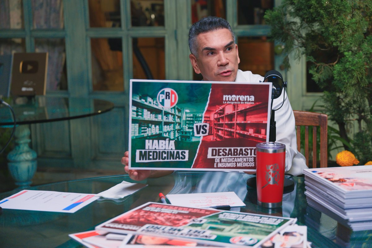 alitomorenoc's tweet photo. Terminamos un programa más de #LaOposición por @AtypicalTeve, donde hablamos de las propuestas que los priistas ya presentamos ante el Congreso para beneficiar a las familias mexicanas.

Propusimos eliminar el impuesto al aguinaldo para que los trabajadores reciban íntegro el dinero que se ganaron con su esfuerzo. Pero MORENA votó en contra y, con ese voto, le dio la espalda a millones de trabajadores mexicanos.

También propusimos que los microemprendedores no paguen impuestos y establecer penas más severas contra el maltrato animal y el daño ambiental.

Desde el PRI impulsamos propuestas concretas para atender las necesidades de los mexicanos y defendemos que cada iniciativa se discuta con responsabilidad, de cara a la ciudadanía.