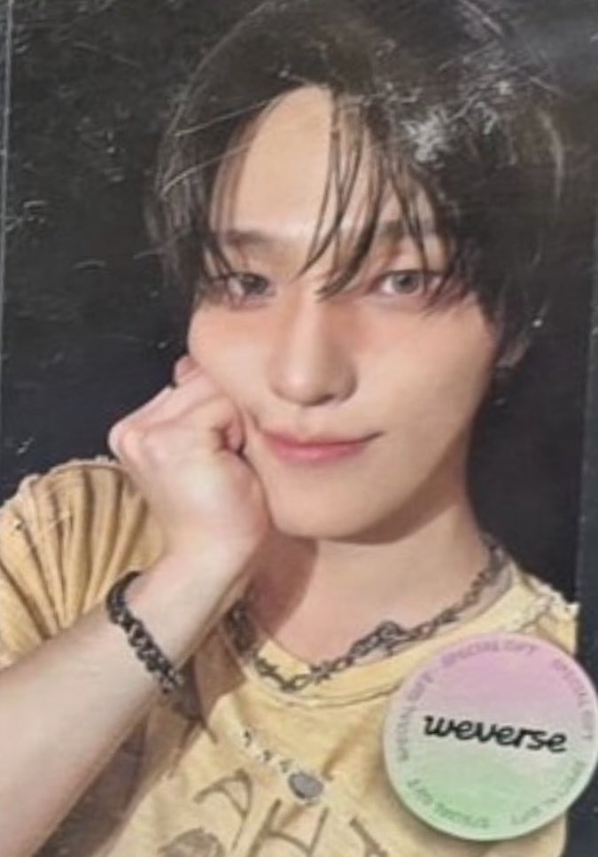 eyes_on_yoon's tweet photo. this yoonchan agenda iM GONNA CRYY https://t.co/GMmattPgcb