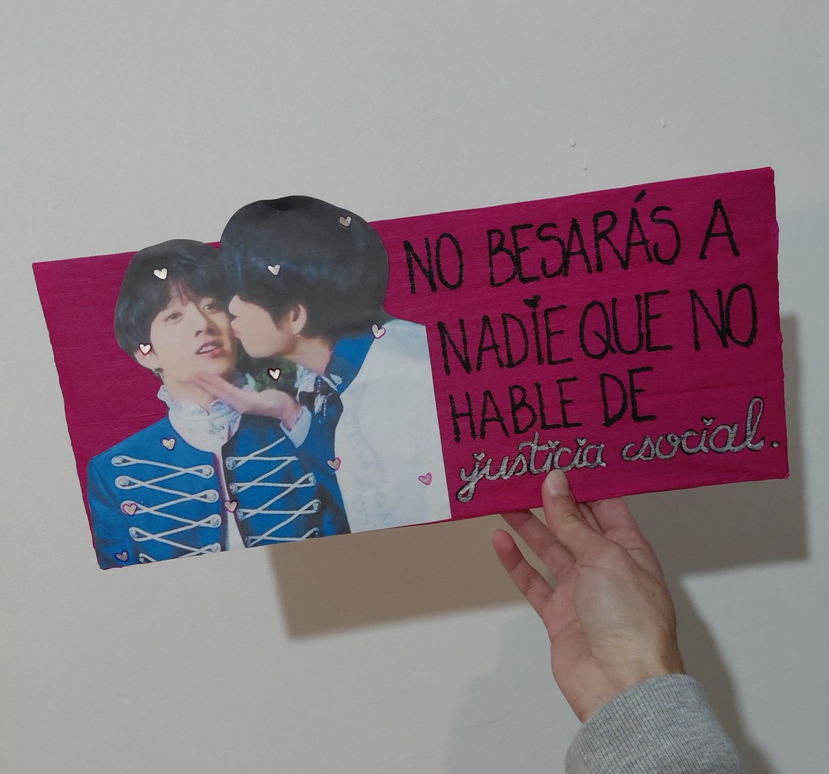 cherryttae_'s tweet photo. QUÉ OPINAMOSSS https://t.co/TLJzmvLX14