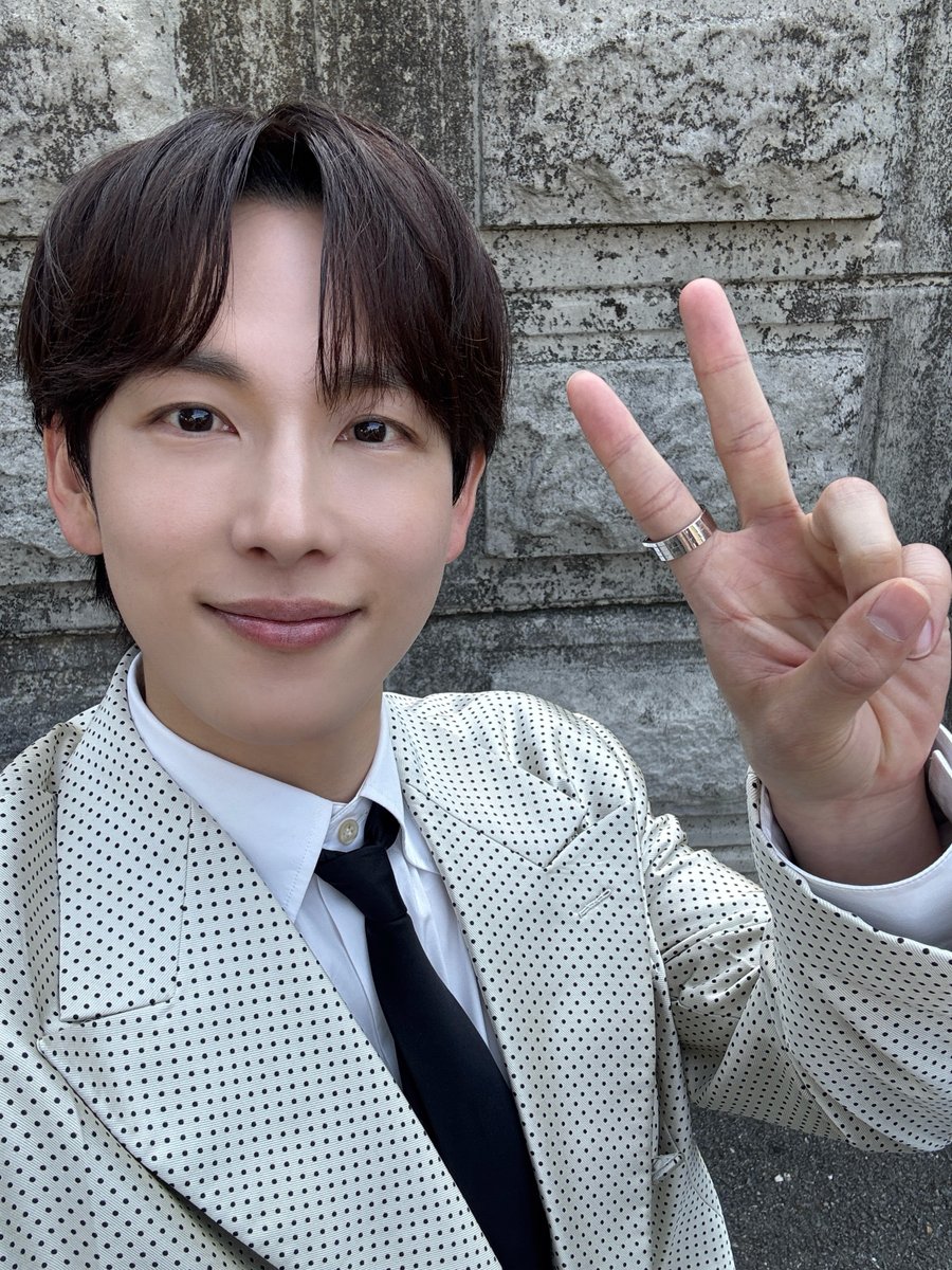 officialysw's tweet photo. [📢] 임시완 tvN 월화드라마 '나의 유죄인간' 출연 안내

잠시 후, 오후 8시 50분 ⏰
tvN 월화드라마 '나의 유죄인간'에 시완님이 출연합니다!

팬 여러분의 많은 시청 바랍니다. 🦢

#YIMSIWAN #임시완
#나의유죄인간 #LOVEINDISGUISE
#THEBLACKLABEL #더블랙레이블 https://t.co/UtsLWVcYJF