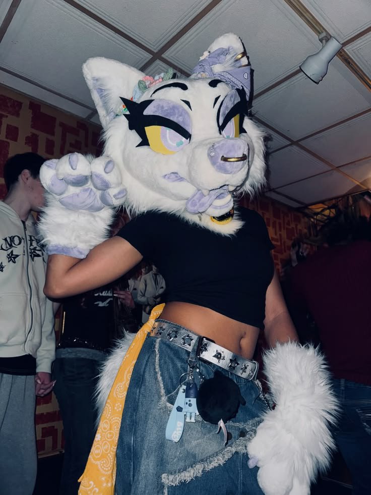 KiraWinterFur's tweet photo. Hello Mommy~
#furryart #fursuit #Fursona #furrygirl https://t.co/YhDDTImIra
