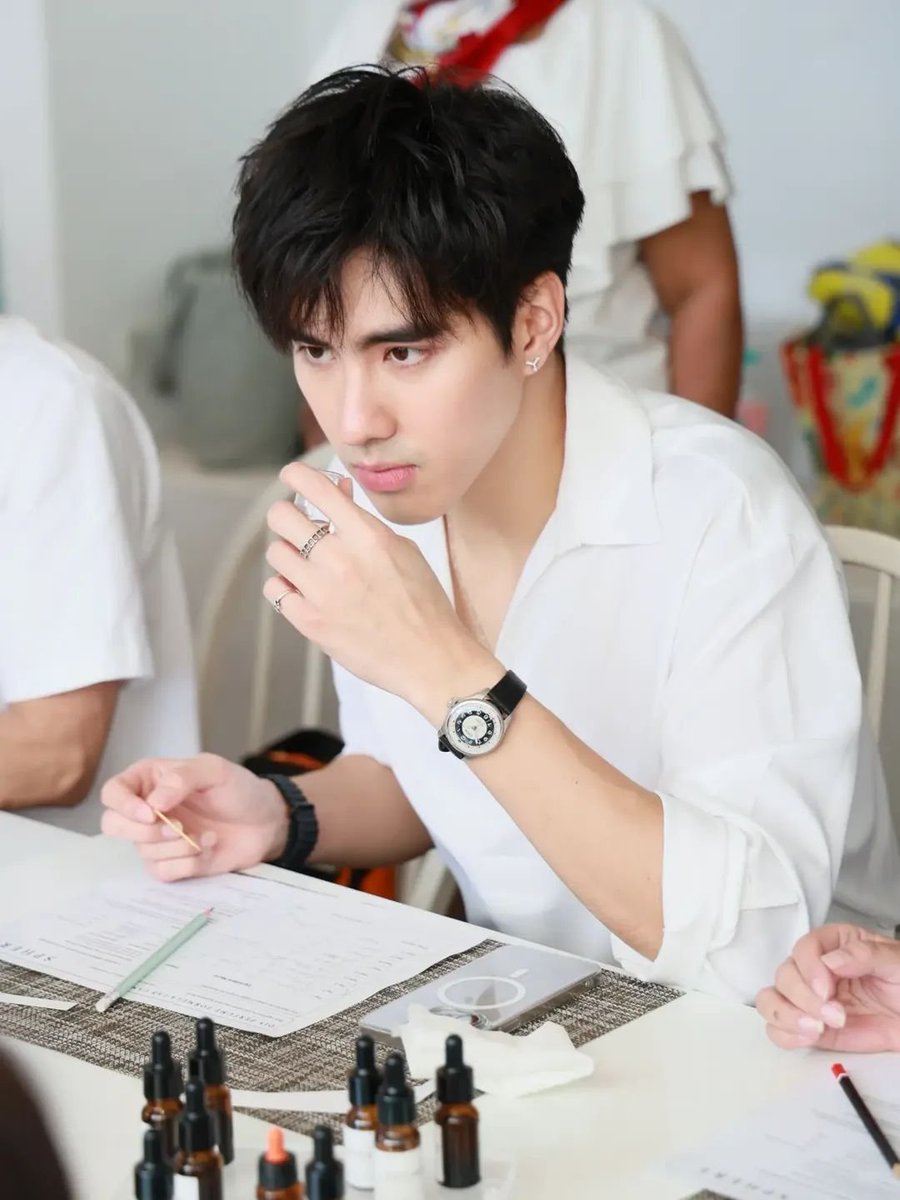 PeterPanzz_OFC's tweet photo. เก็บตกความหล่อคลีน ๆ เพิ่มเติมคือความละมุน🤍 [1]

#PeterpanFlukeWorkshopday
#peterpanzz_w
#ทิงเกอร์เบลของปีเตอร์แพน https://t.co/LxaeZ2W49b