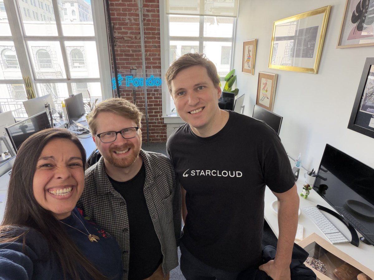 dianeemccormack's tweet photo. We love when @TurnerNovak comes to town and brings his friends to @Fondocom hq 🤓 It was great meeting you @PhilipJohnston    @Starcloud_ 🤗 https://t.co/ITKYKoa4Un