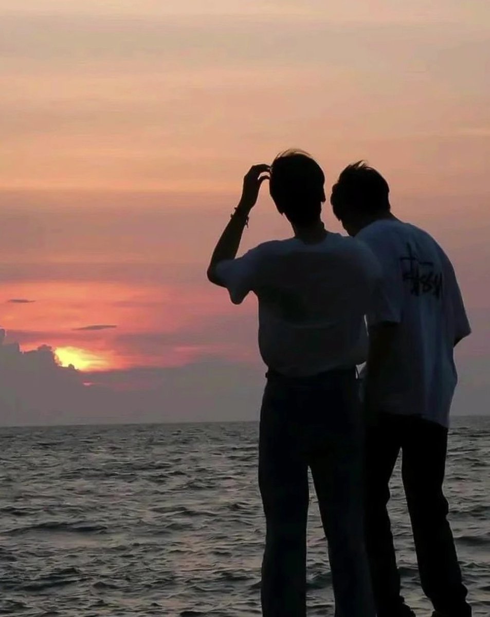 99Yoonyyanaw's tweet photo. DAY 1 WITHOUT MY JOONGDUNK https://t.co/KX7iKF0Lyb