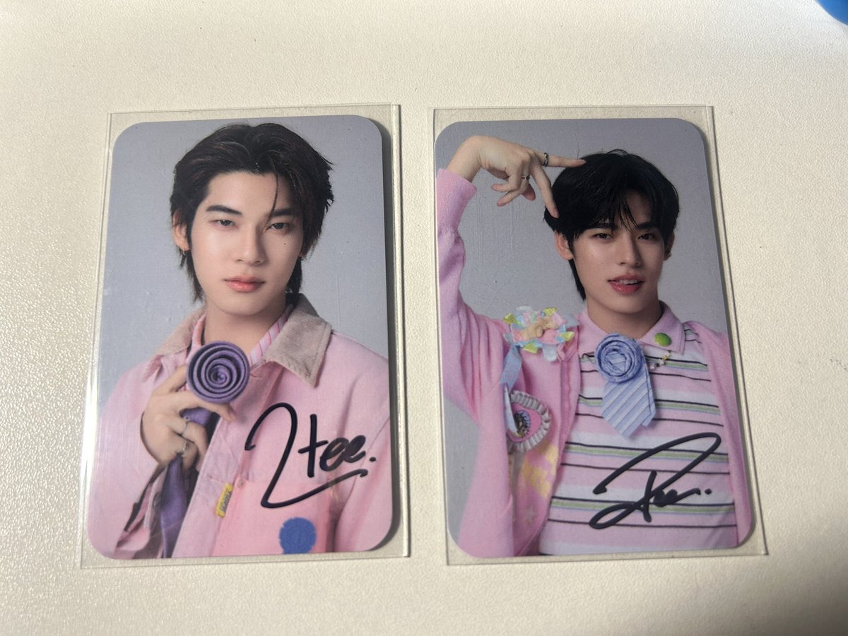 Chonthi45061393's tweet photo. WTS / ขาย  การ์ดกาชา

ไซน์ตี๋ตี๋ป๋อ ใบละ 900.-

ค่าส่งเหมา 50.-

#ตลาดนัดตี๋ตี๋ป๋อ 
#ตลาดนัดดูมันดิ https://t.co/q7gdqS3gcL