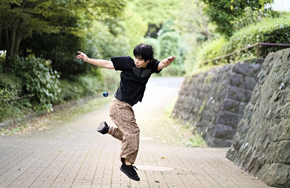 745296 tweet picture