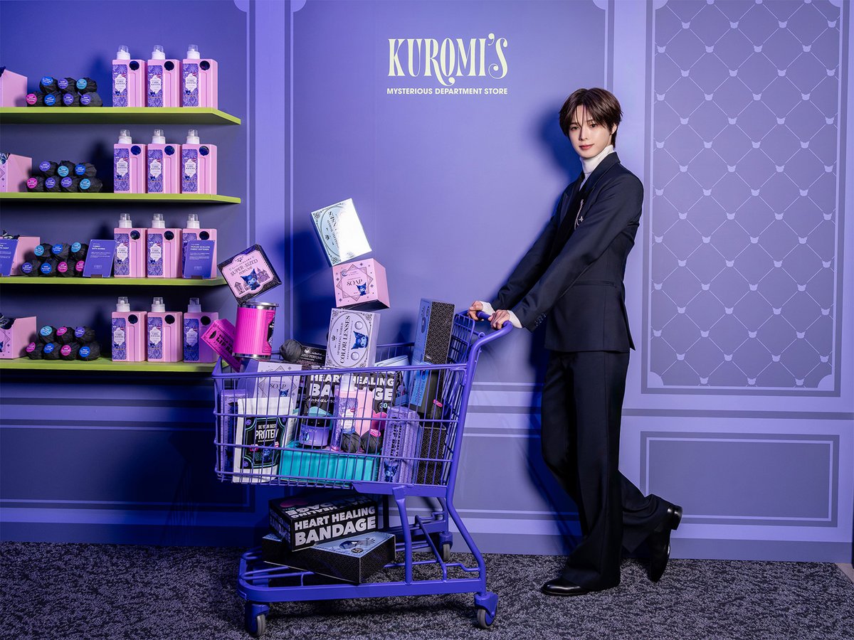 modelpress's tweet photo. 【写真多数📸】&amp;TEAM・Kが「KUROMI’S MYSTERIOUS DEPARTMENT STORE」を体験
https://t.co/i3PPMaVmfk

▫️YUMAは「クロミちゃんみたいに愛らしい」
▫️「日本から世界へ」揺るがぬ目標語る
▫️「クロミちゃんと話せた！」と笑顔

#andTEAM_K @andTEAMofficial https://t.co/pqTOlIjgFs