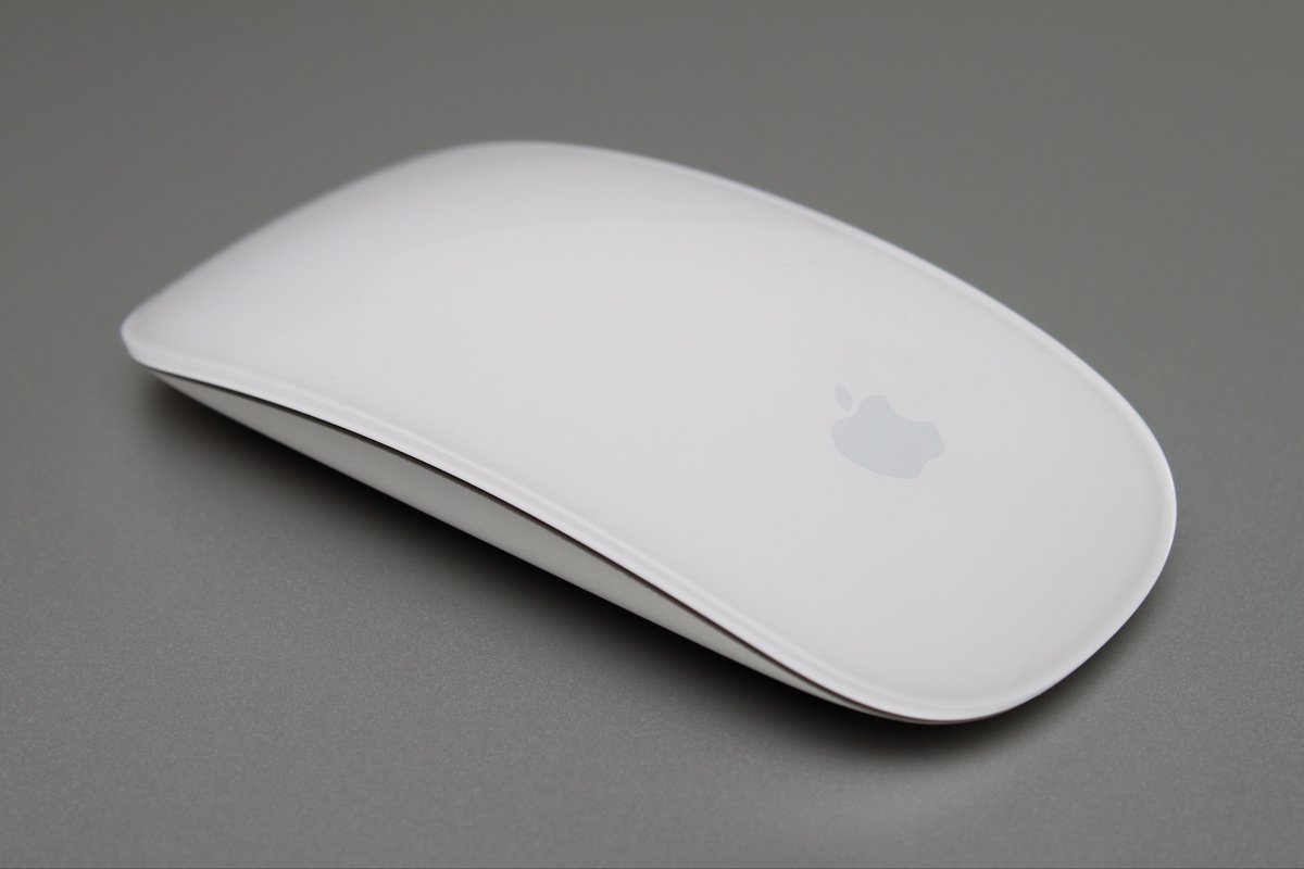aaronp613's tweet photo. Apple released their worst product of all time 17 years ago today 

Do you agree that the current Magic Mouse form factor needs to be retired? https://t.co/NVW86AxzjE