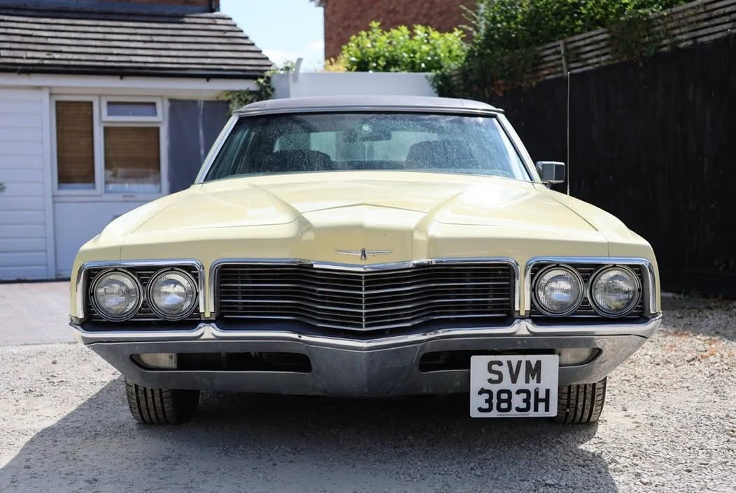 GregBruhl3's tweet photo. 1970 Ford Thunderbird Landau 7L V8 - Brougham 
#Car 
Exterior https://t.co/Y8ddbtYjwX