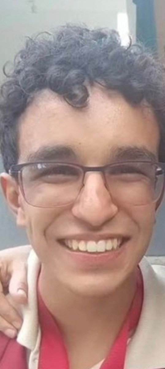 GianniTorlone's tweet photo. Gracias a Dios, no le pasó nada...pero verga!!!; que feo es...😐 https://t.co/r6JirmN2q6
