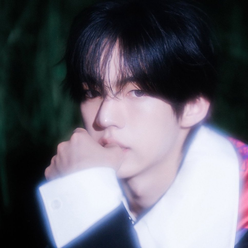 jiwooxg's tweet photo. ️️

Nothing needs to be perfectly clear to leave a lasting impression. sometimes, all it takes is a single moment, preserved in its own quiet kind of magic.

️ ️️ https://t.co/Y062bVQphR