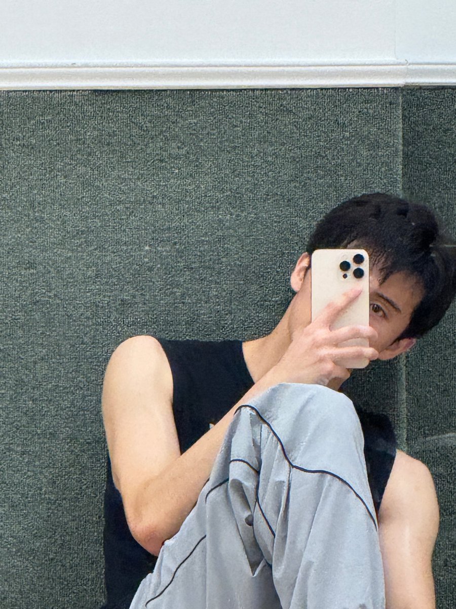 markleeij tweet picture