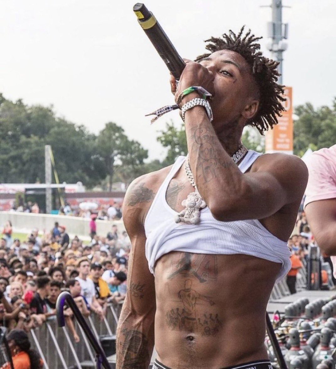 RapWikip's tweet photo. Happy birthday to NBA YoungBoy, he turns 27 today 🎈 https://t.co/IJWTCi72fg