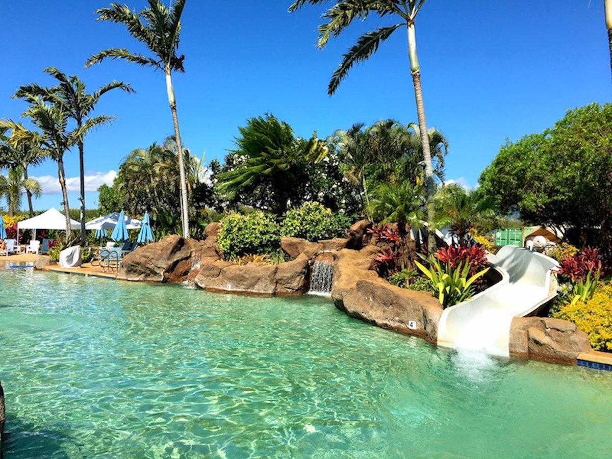 HawaiiLife's tweet photo. Just listed by Lynda Gill, R(S) is 2253 Poipu Rd 58 in Koloa, Kauai for $295,000.

https://t.co/7ZSNjMNdoM

This renovated 1BD/1BA leasehold condo at Kiahuna Plantation offers 640 square feet of living space, ground-floor access, and a lanai that opens directly onto the lawn. https://t.co/rTzZgVZWyo