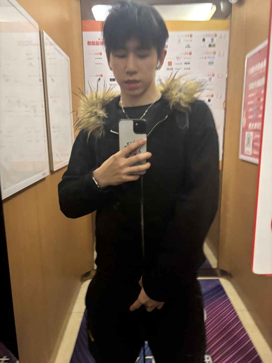 ppjsst's tweet photo. 周末好苏胡哦 https://t.co/vZSXXoSQV9