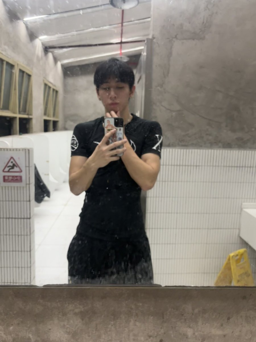 ppjsst's tweet photo. 周末好苏胡哦 https://t.co/vZSXXoSQV9