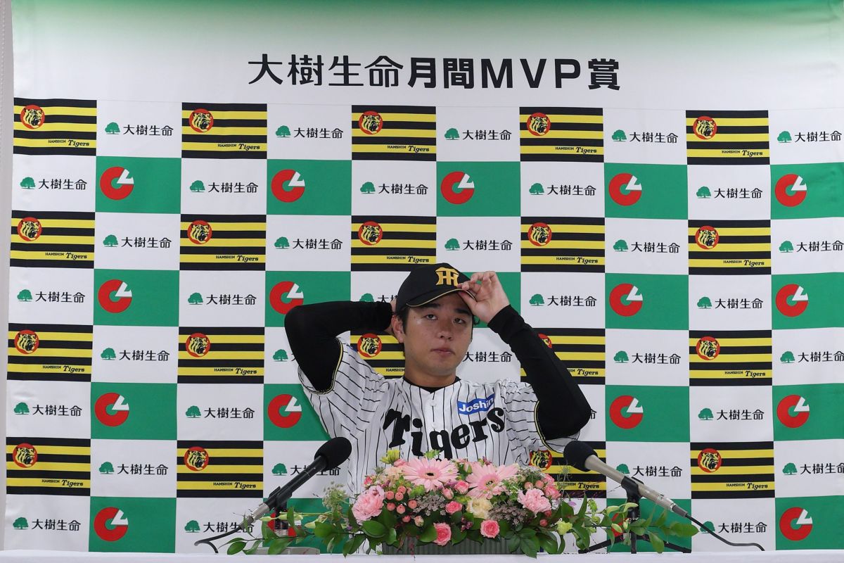TigersDreamlink's tweet photo. 20日(火)、9・10月度の「大樹生命月間MVP賞」が発表され、 #髙橋遥人 選手がセ・リーグ投手賞を受賞しました。
髙橋選手は、今シーズン3・4月度、5月度、6月度に続き4回目の受賞となります。
▼会見の様子はこちらから
https://t.co/aT6sNwDrcU

#阪神タイガース
#熱覇 https://t.co/TQEAi1xSXk
