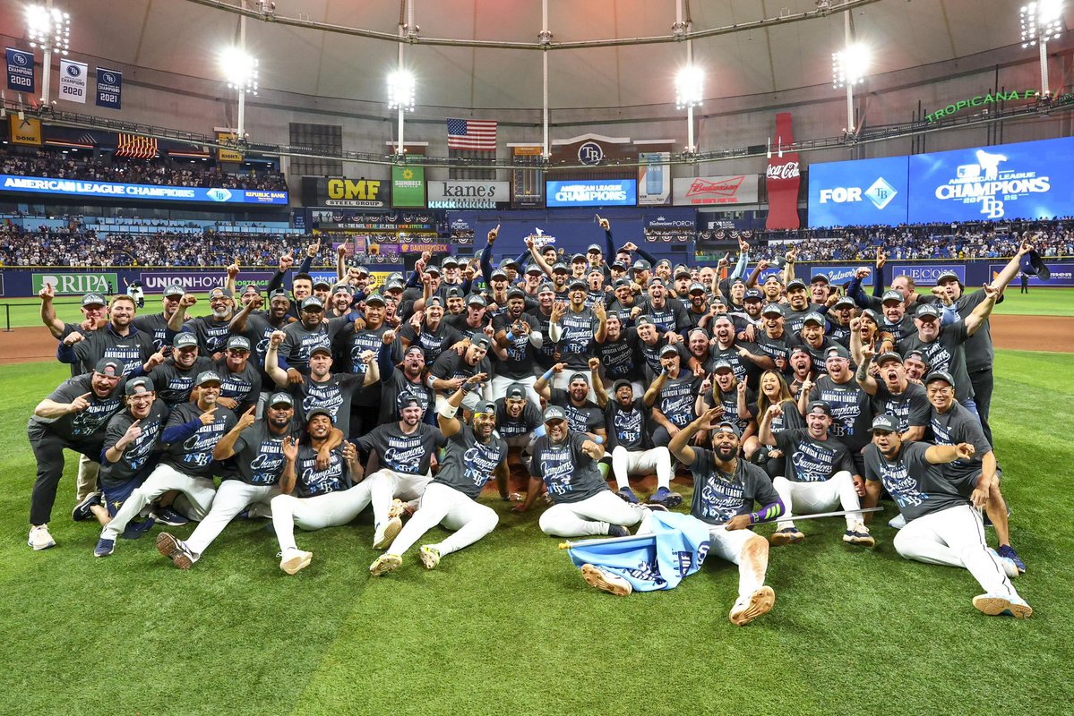 Sports tweet picture
