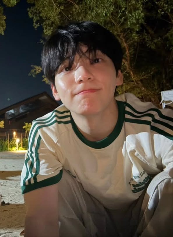 sbns_ks's tweet photo. La forma de amar y hacer sentir bien a los demás es incomparable, es una calidez única q no cualquiera puede dejar. Teamosoobin ☹️💗🏡
#WithloveforSoobin https://t.co/btMXHGHSJR