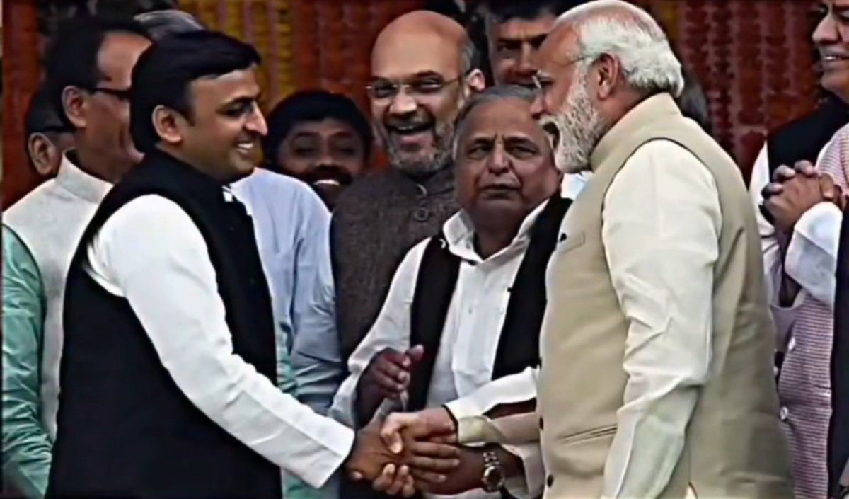 AIMIM28's tweet photo. हम इसकी कड़ी निंदा करते है ऐसे किसी की प्राइवेसी बाहर नहीं आनी चाहिए माना की एक ही है दोनों https://t.co/f0KeYBtbkI