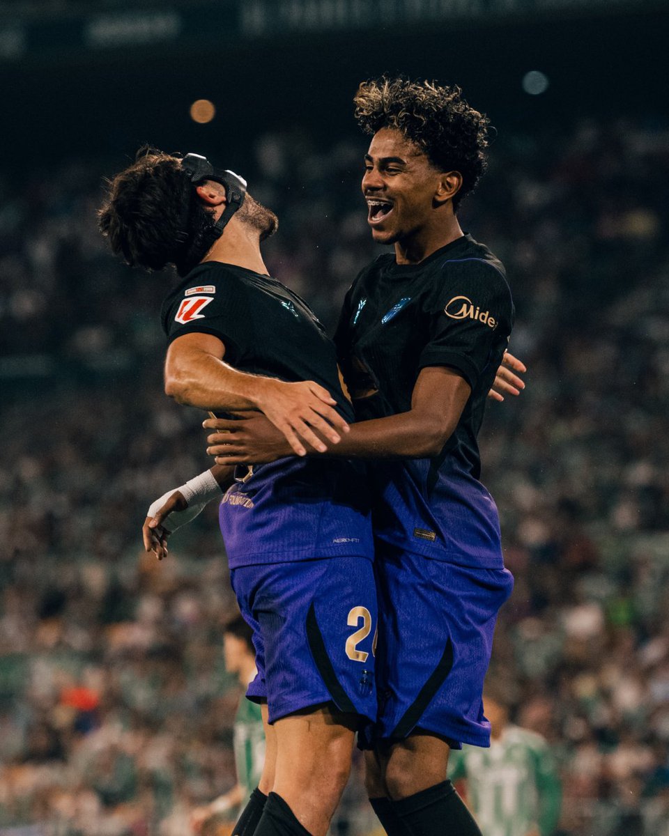 Stake's tweet photo. Matchday 3 just got interesting 👀
Someone has backed five Champions League picks for a potential $663K payout on Stake! Are you backing this one? https://t.co/FgDX7wFwjn