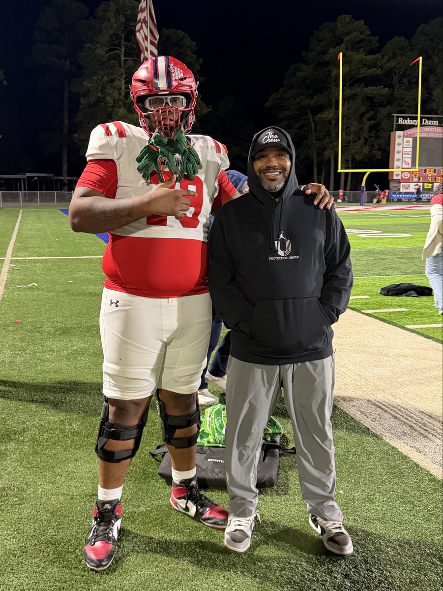 TheProtectUCrew's tweet photo. Protect U Crew on the Road 🚗 

👉 Swipe to see where our crew traveled this weekend to support our athletes! 

@MickensJay @JalenMickens4 @MatthewPaulson0 @JaistormK99 @chaseK_52 #ProtectUCrew https://t.co/VpB0iM0VlG
