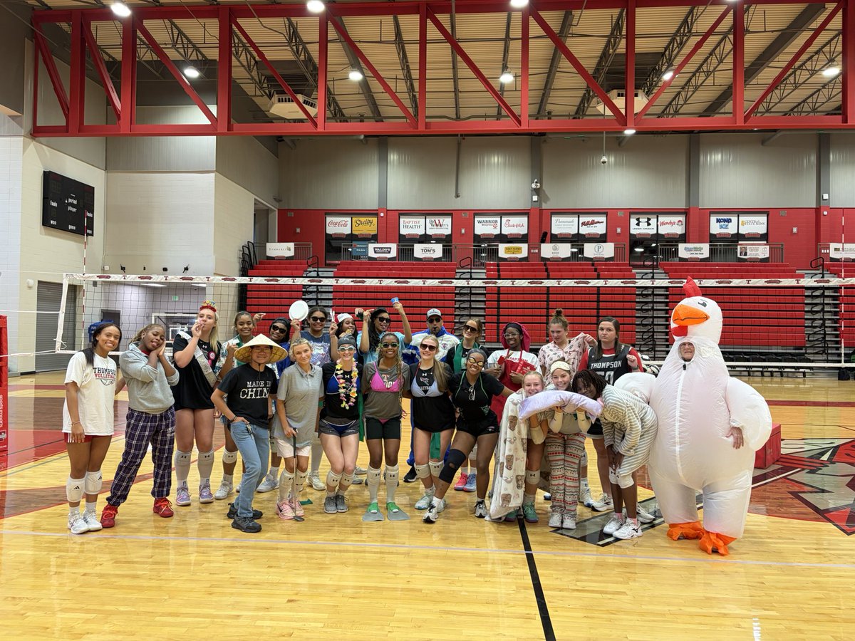 Thompson_Vball's tweet photo. Monday's "Dressed for a Different Occassion" practice!
Priming the Pump! #RTB #DPTB https://t.co/1qoNFlBJWP