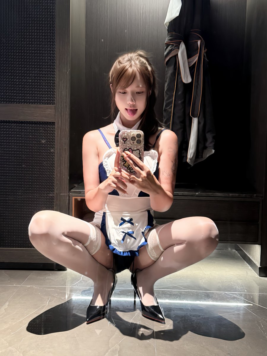 tenshi's tweet photo. 这个姿势可以吗 https://t.co/wBcOGCdVTX