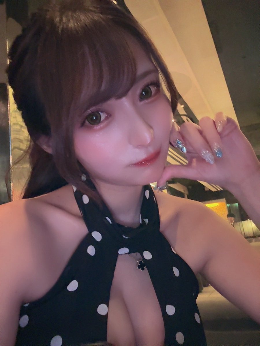 rnrr_zz's tweet photo. ももさんち ゲーム女子 ドクドクと出る

 #顔抜き #おなぺ #オナペ https://t.co/Yk4TJmTi5D