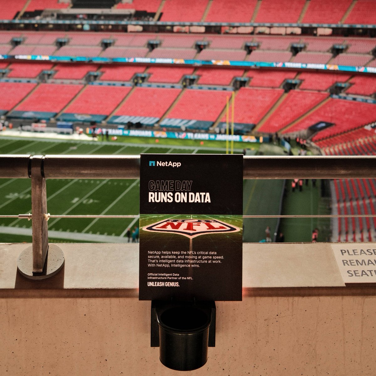 NetApp's tweet photo. Three weeks. Two London stadiums. One presenting sponsor. NetApp backed every week of the @NFL International Games. https://t.co/w2ICqP9jZB