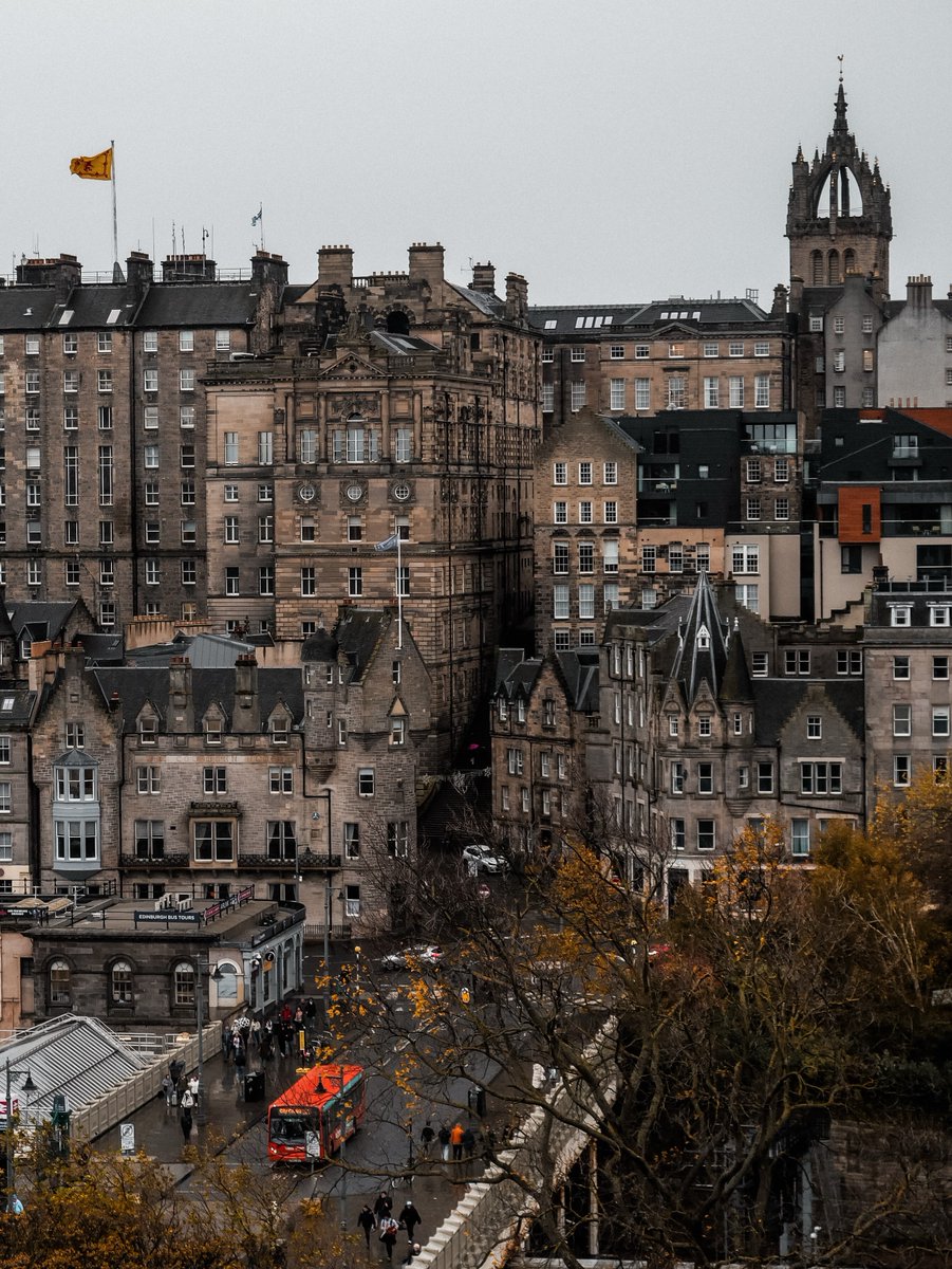 echoesofworld's tweet photo. Edinburgh, Scotland https://t.co/zP5fx316Ej