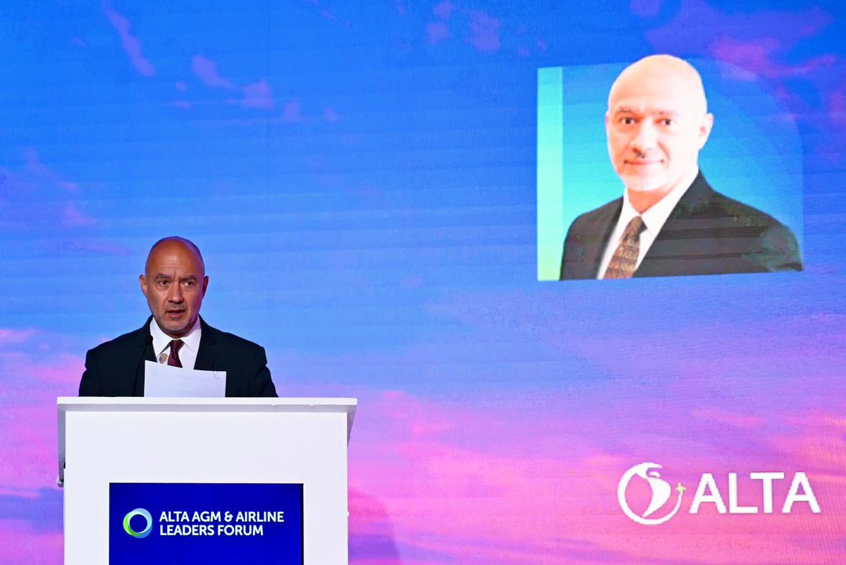 SICTmx's tweet photo. El secretario de Infraestructura, Comunicaciones y Transportes, Jesús Esteva Medina, en compañía de la subsecretaria de Comunicaciones y Transportes, @taniacarro_, compartió en el ALTA AGM & Airline Leaders Forum 2026, las acciones estratégicas que ha emprendido el @GobiernoMX de la Presidenta @Claudiashein para fortalecer el sector de la aviación en el país ✈️
