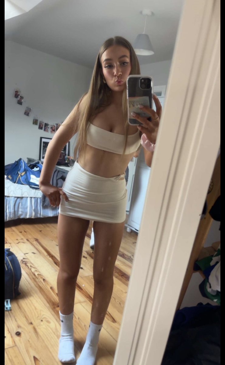 wankvault's tweet photo. Pick ur fav chav bop 1 or 2 #wankchat #chav https://t.co/UVCYXvnwI9