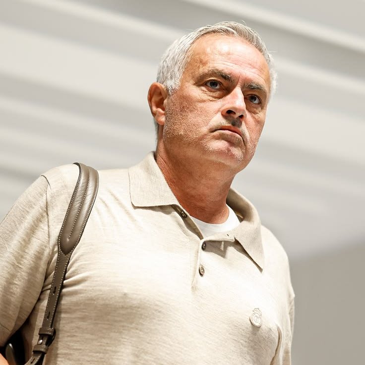 theMadridZone's tweet photo. 🚨💣 BREAKING: José Mourinho has decided that Arda Guler's position is in the DOUBLE PIVOT.

The manager is now 100% CONVINCED of it. @diarioas https://t.co/2gmynmt9Bu
