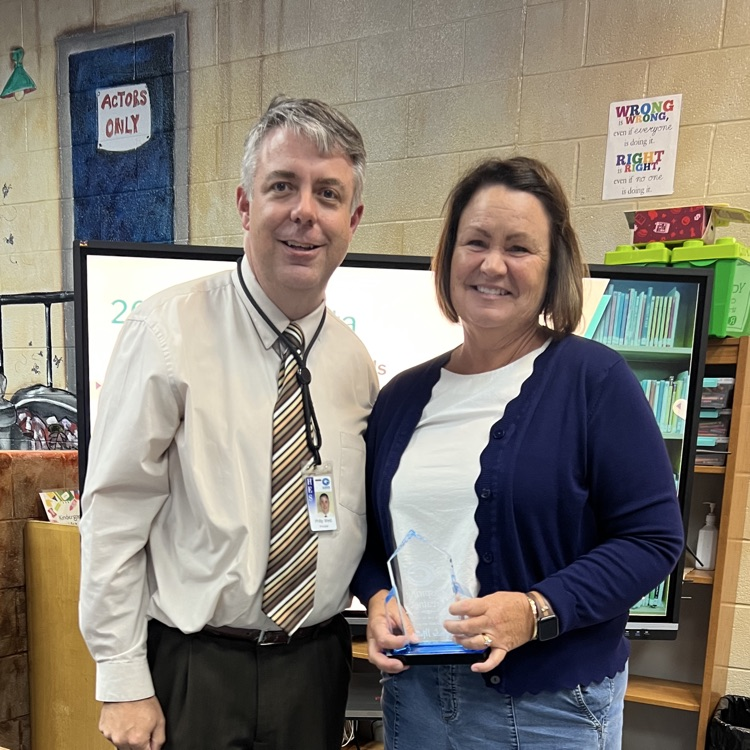 HEScotties's tweet photo. At tonight's board meeting we were fortunate to honor two people with "Inspiring Greatness" awards! Ms. Amy Byrd and Ms. Brandi Mutter both do amazing things every day. Our school community is lucky to have both!! #ExcellenceInEverything #ThisIsHighland https://t.co/wdwd0hhf8w