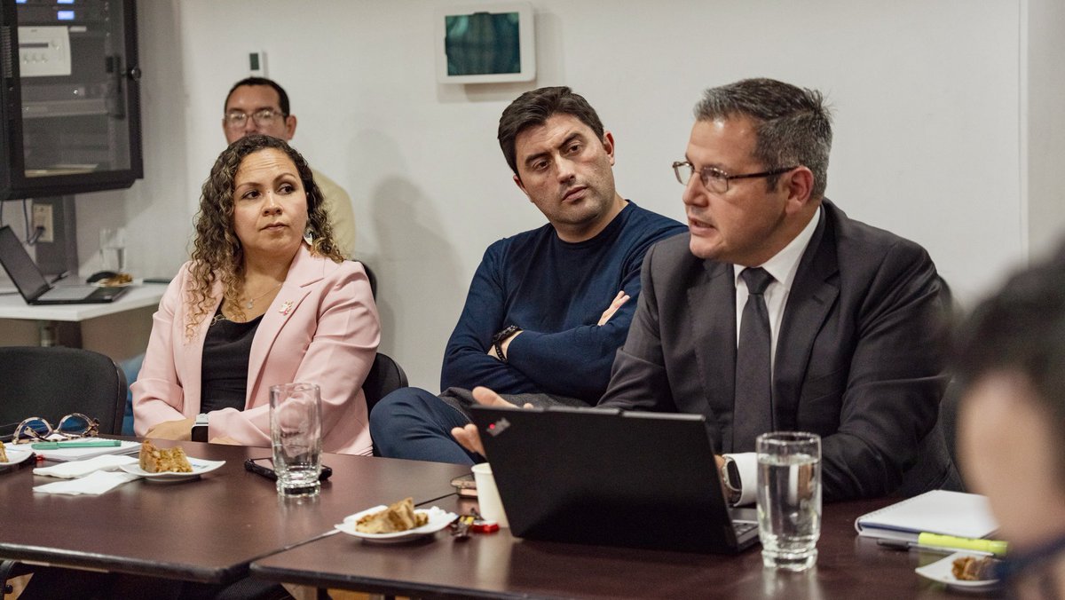 Findeter's tweet photo. Cerramos la misión con @KfW_int tras cuatro días de trabajo conjunto para evaluar los avances del Programa de Protección Ambiental Municipal, intercambiar aprendizajes e identificar nuevas oportunidades de cooperación.

Una apuesta por fortalecer capacidades e impulsar proyectos sostenibles que impacten en la calidad de vida de la gente en los territorios. #HacemosRealidadLaPatriaMilagro @MaPaulaTejada