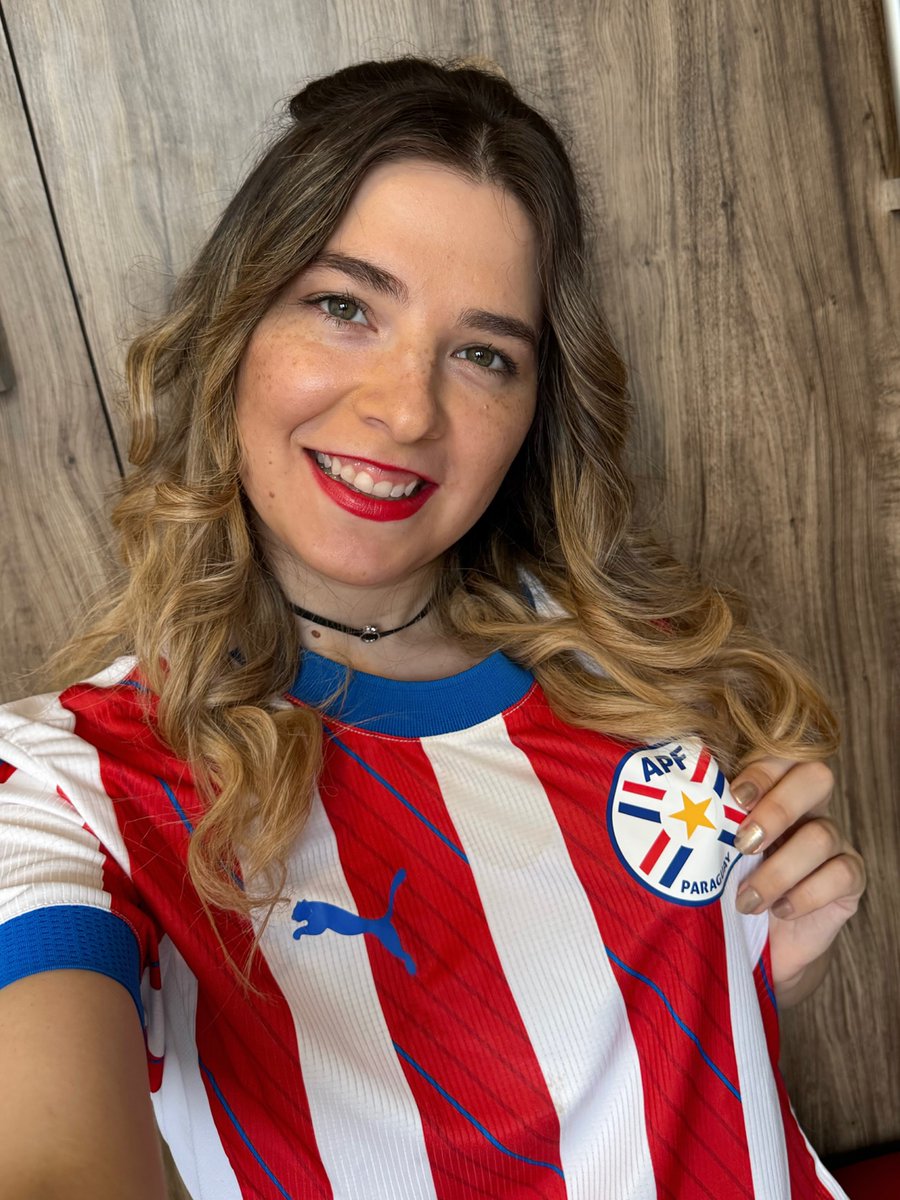 ClaudioAlc1's tweet photo. @SebastianVian69 Paraguayita promedio 🇵🇾 https://t.co/tkZTUfhB5i