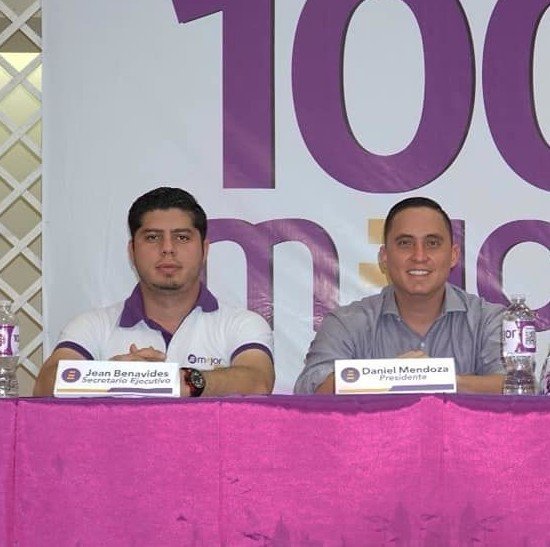 Justiciero17530's tweet photo. jean carlos benavidez líder de los fatales del cantón junin fue asesinado en el cantón bolivar por más de 20 tiros, fue ex asesor del asambleista daniel mendoza y lideraba una estructura criminal en el cantón junin, con lavado de dinero junto a testaferros. https://t.co/WMr2E6Ewjt